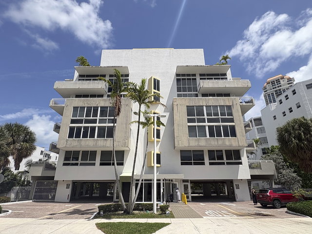 Bella Apartments photo 2